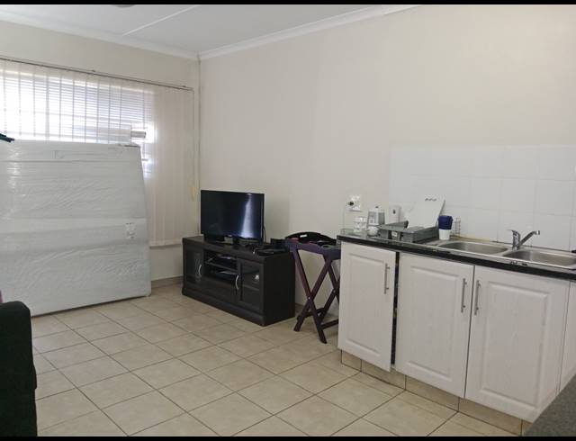 1 BEDROOM APARTMENT FOR SALE IN PELHAM